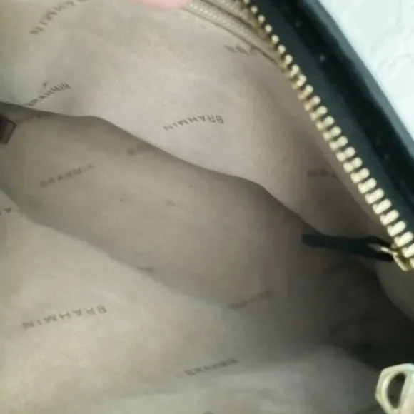 NWOT Brahmin Black Crocodile Shiny Leather Shoulder Bag - Picture 6 of 12